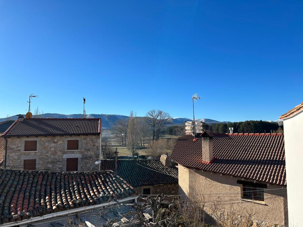 El Desvan De Gredos نافاريدوندا دي غريدوس المظهر الخارجي الصورة